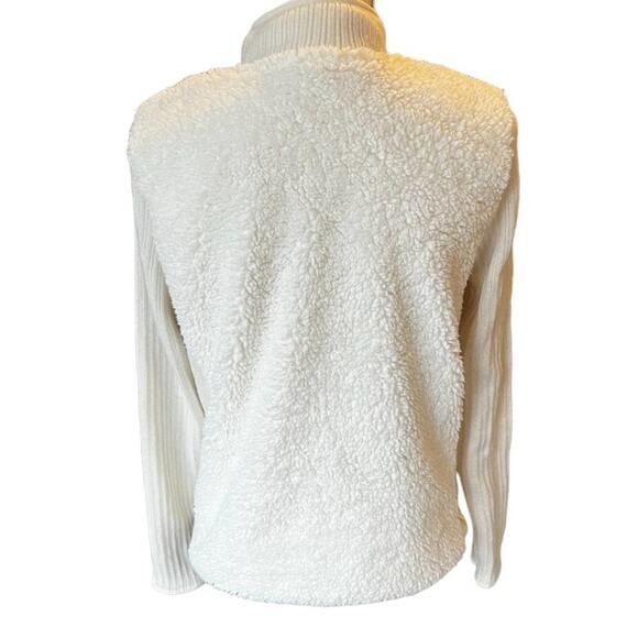Talbots Sherpa zip up with mock neck.  Ribbed sleeves. Size medium. - Picture 2 of 4